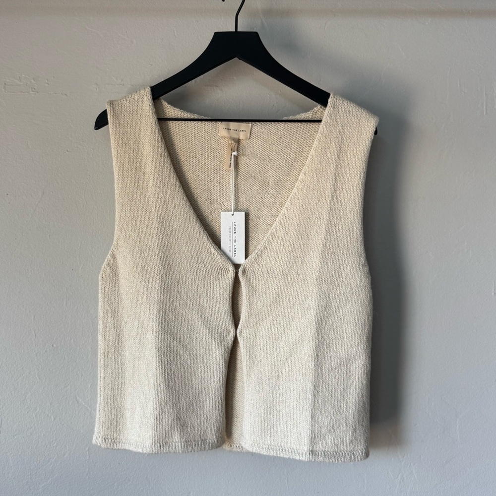 Ida Keyhole Vest